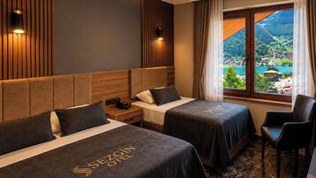 Standard Triple Room, Lake View