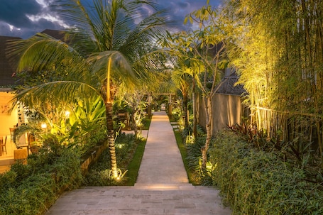 Garden. La Berceuse Resort and Villa Nusa Dua by Taritiya Collection