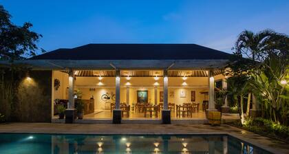 La Berceuse Resort and Villa Nusa Dua by Taritiya Collection