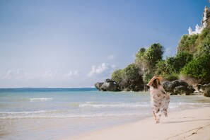 Beach nearby, white sand, free beach shuttle - La Berceuse Resort and Villa Nusa Dua by Taritiya Collection (Nusa Dua)
