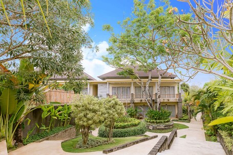 La Berceuse Resort and Villa Nusa Dua by Taritiya Collection - view 2