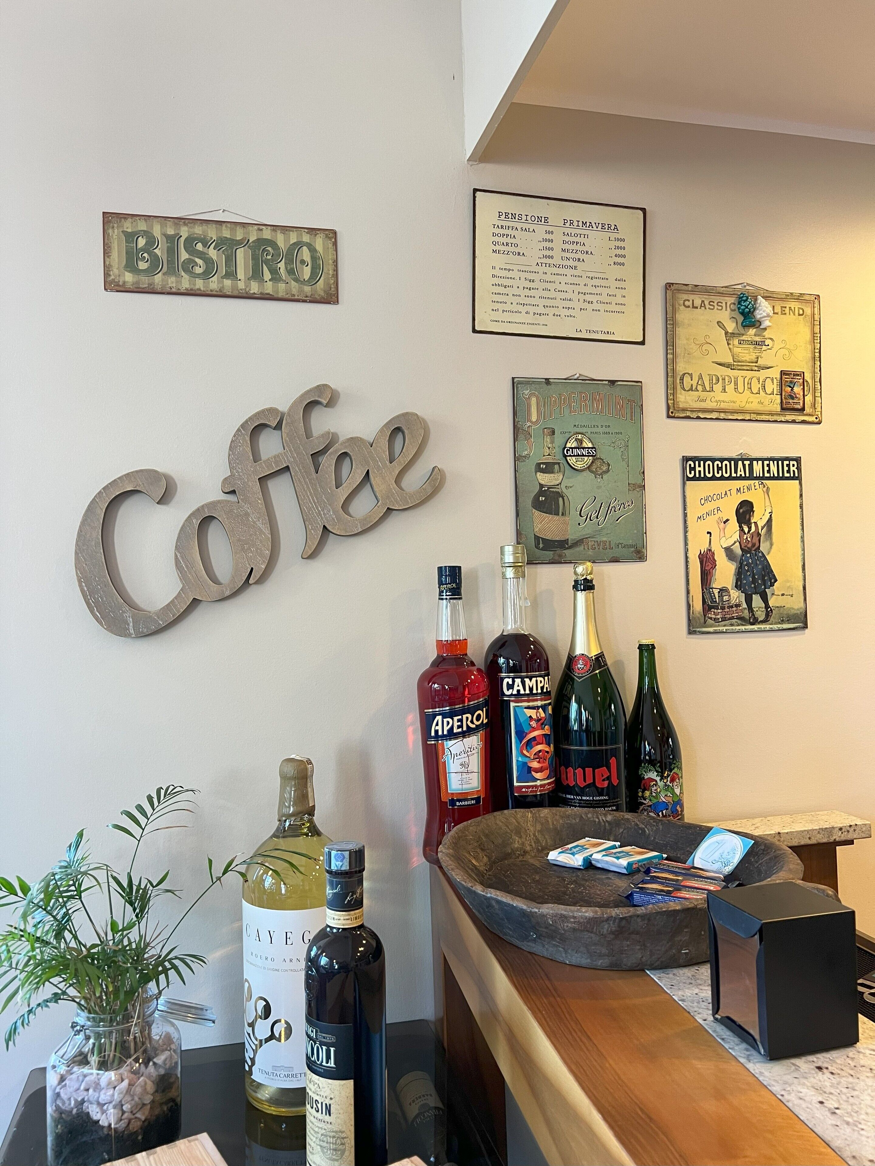 Bar (in der Unterkunft)