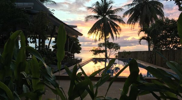 Outdoor pool, pool loungers