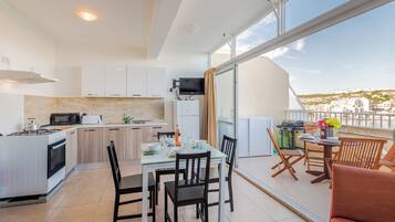 Panoramic Apartment, Sea View | Interior