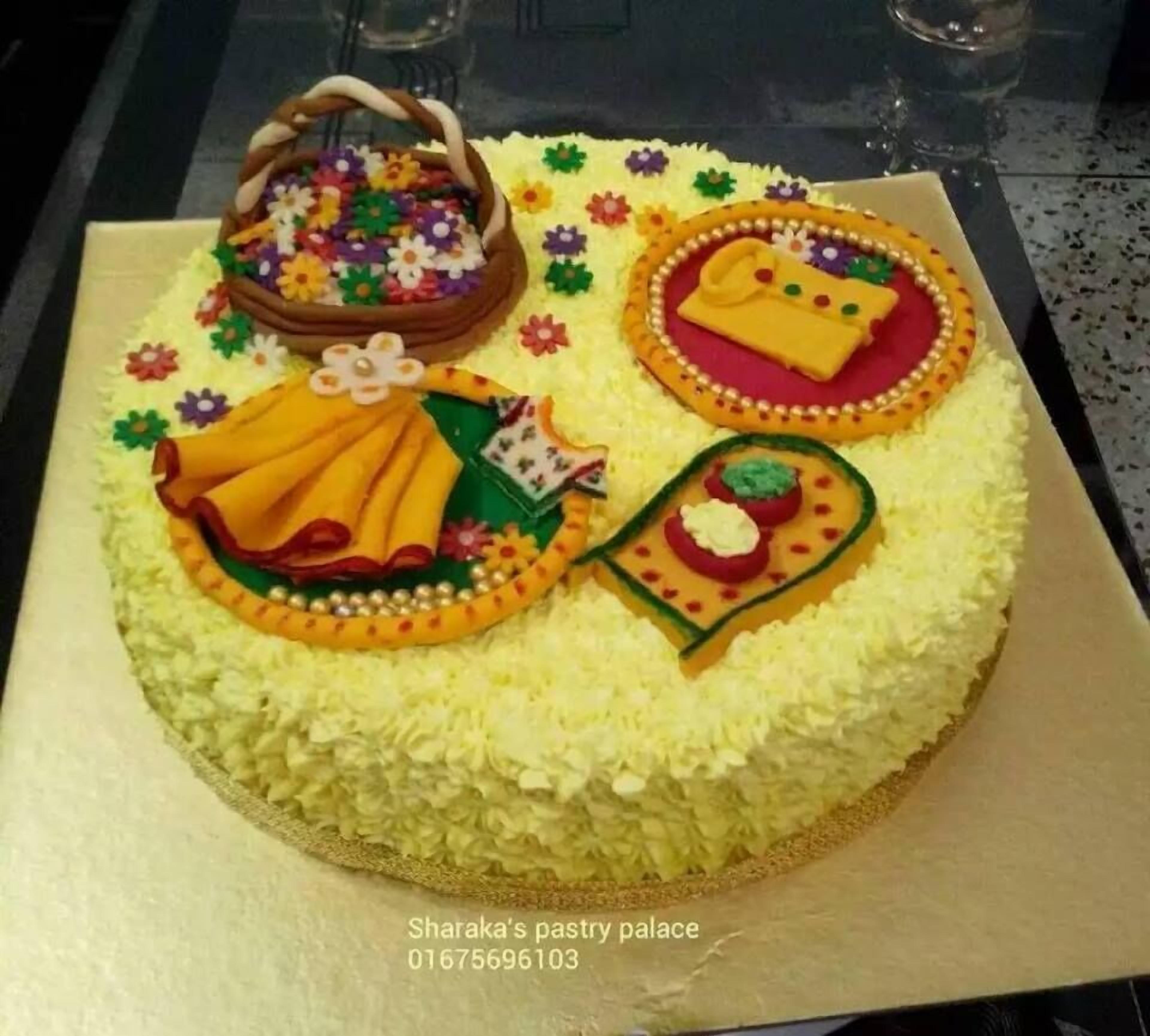 breakfast, lunch, dinner served; international cuisine