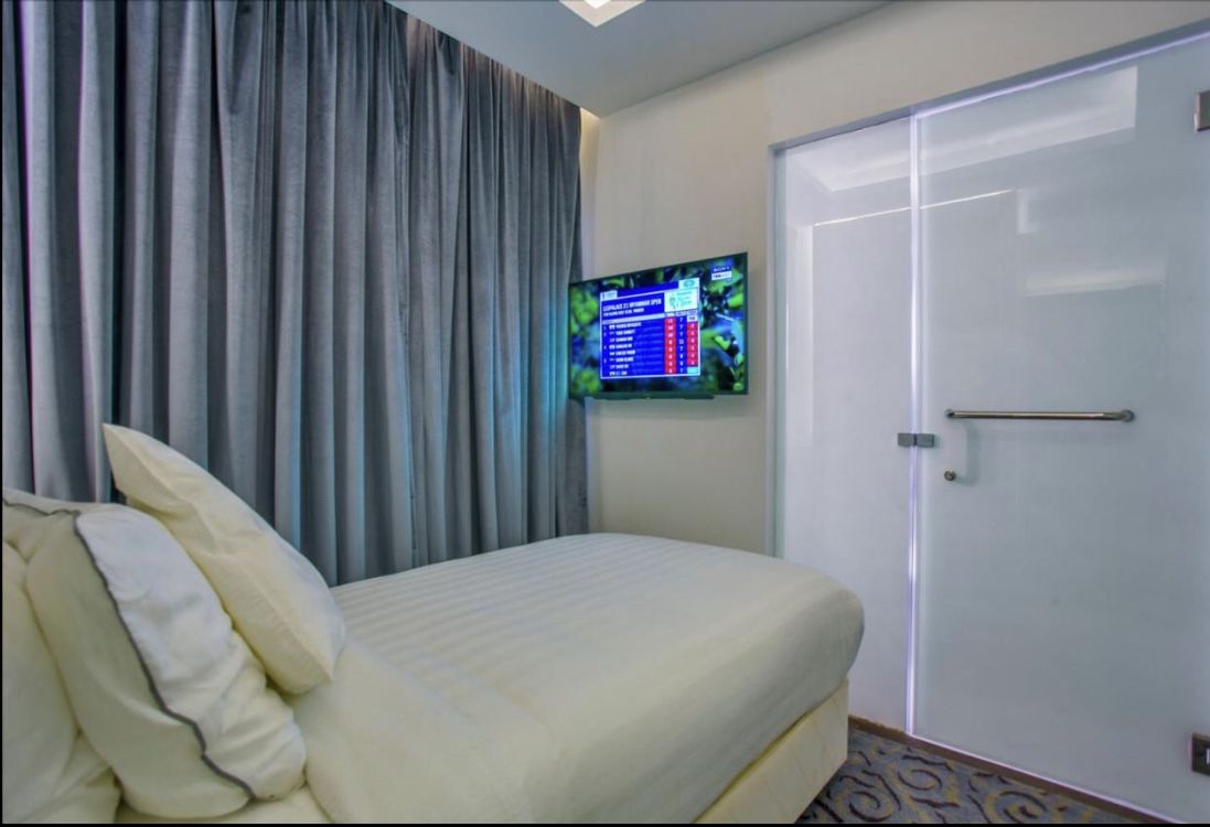 deluxe single room | view from room