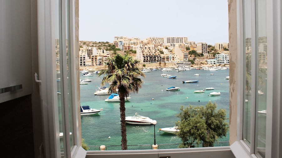 Blue Harbour 2 by Getaways Malta