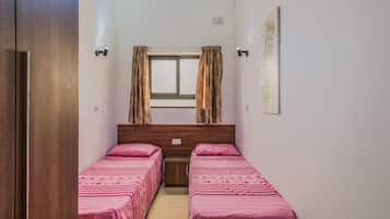 Panoramic Apartment, Sea View | 2 bedrooms, desk, iron/ironing board, free WiFi