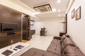 TV - Hotel Prominent Coporate Residency (Gandhinagar)