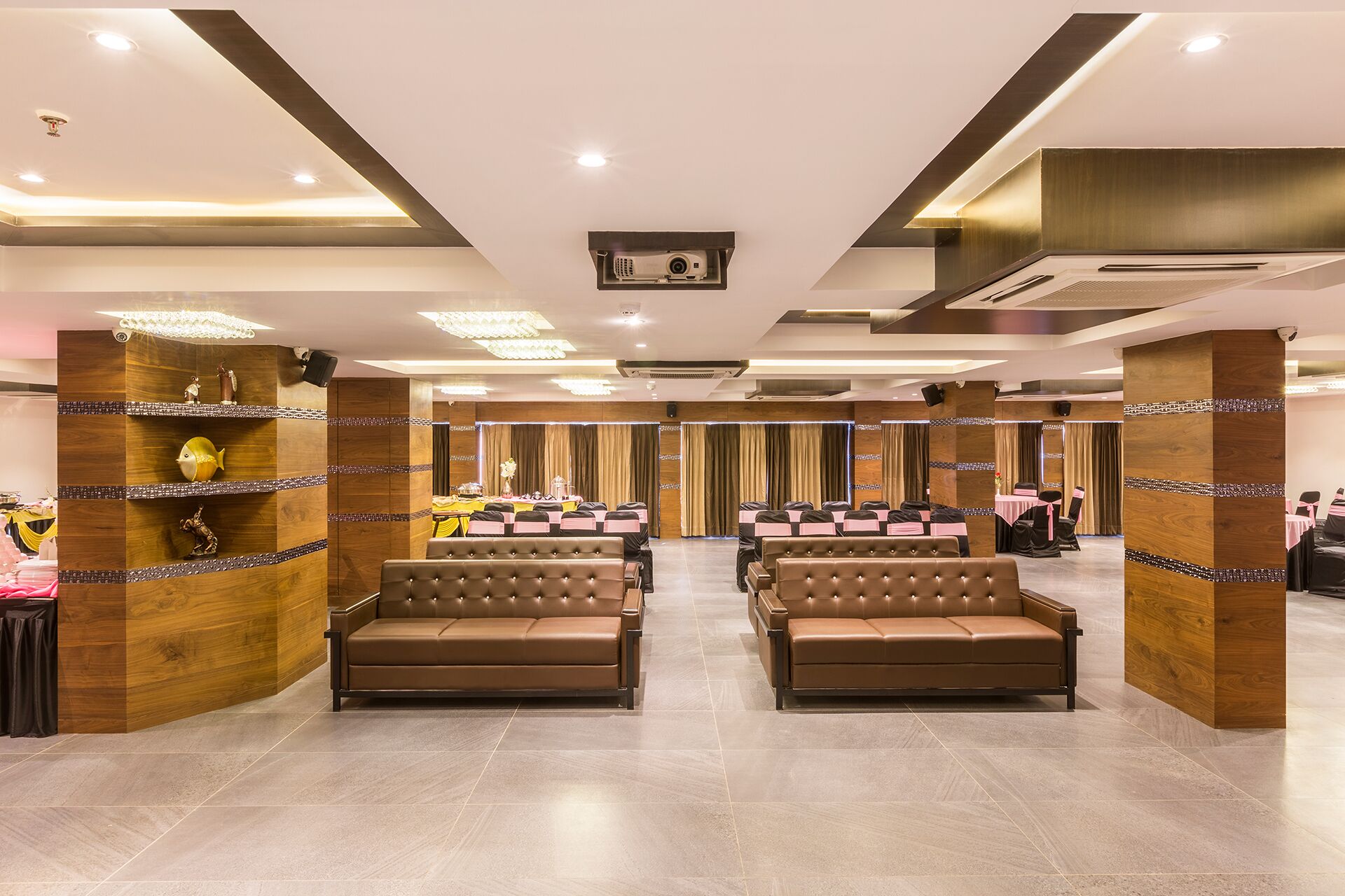 Banquet hall