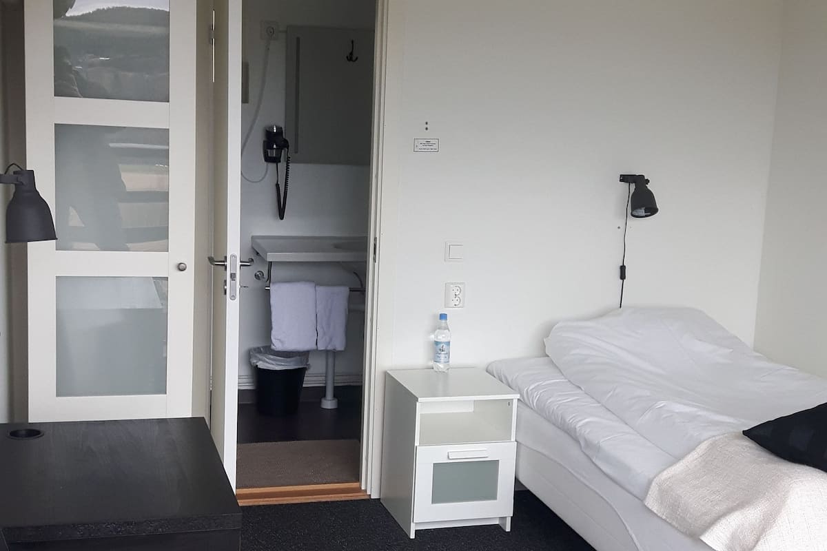 standard single room | view from room