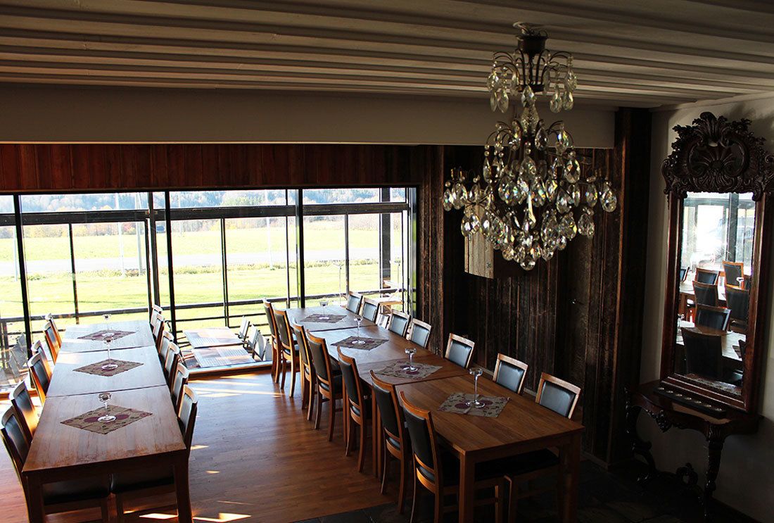 breakfast, lunch, dinner served; local cuisine