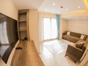 Premium bedding, free minibar items, in-room safe - Elif Inan Otel (Çaykara)