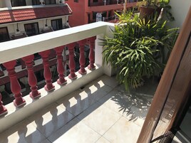 In-room safe, blackout drapes, free WiFi, bed sheets