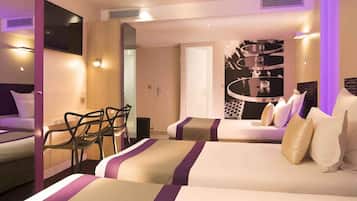 Triple Room | Premium bedding, in-room safe, desk, blackout drapes