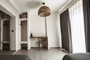 Chambre Quadruple Familiale | Literie de qualité supérieure, coffres-forts dans les chambres