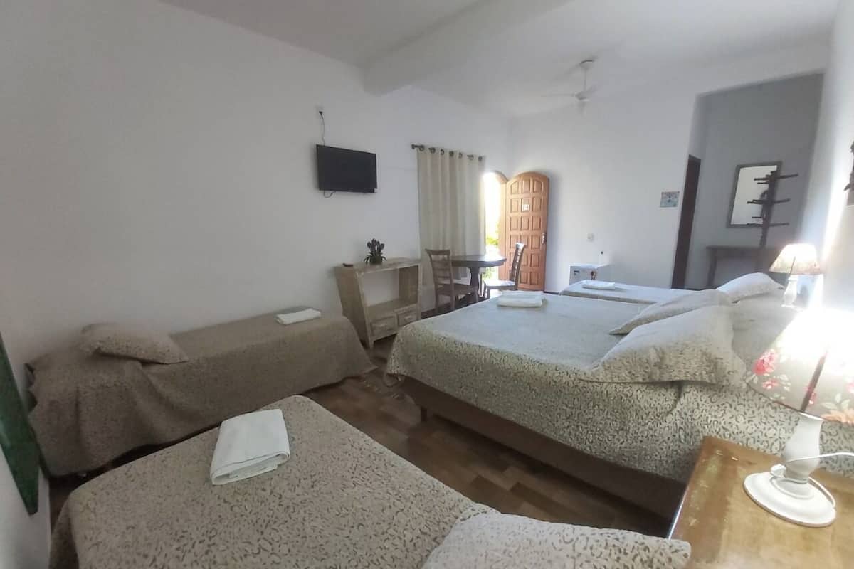 Quarto família | Wi-Fi de cortesia