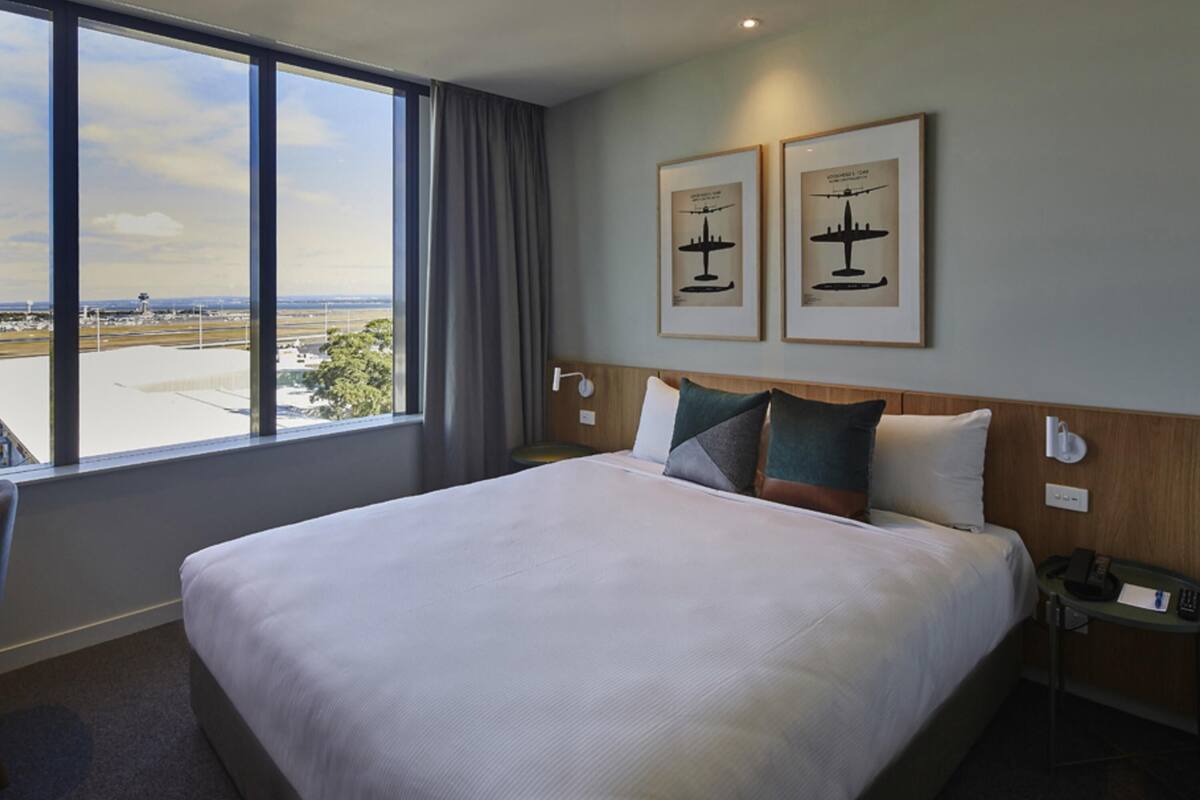 1 bedroom, premium bedding, in-room safe, desk