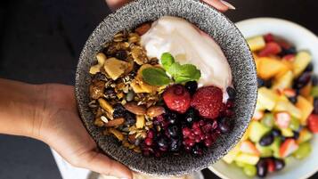 Daily cooked-to-order breakfast for a fee