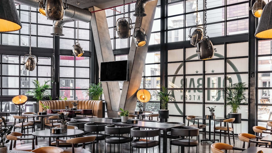 Radisson RED V&A Waterfront, Cape Town