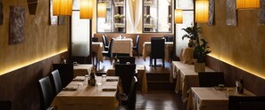 Tägliches Frühstücksbuffet gegen Gebühr