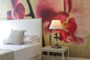 Double or Twin Room | Living area