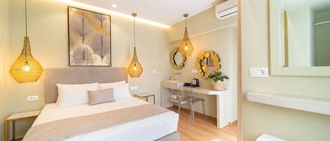 Caja de seguridad en la habitación y escritorio