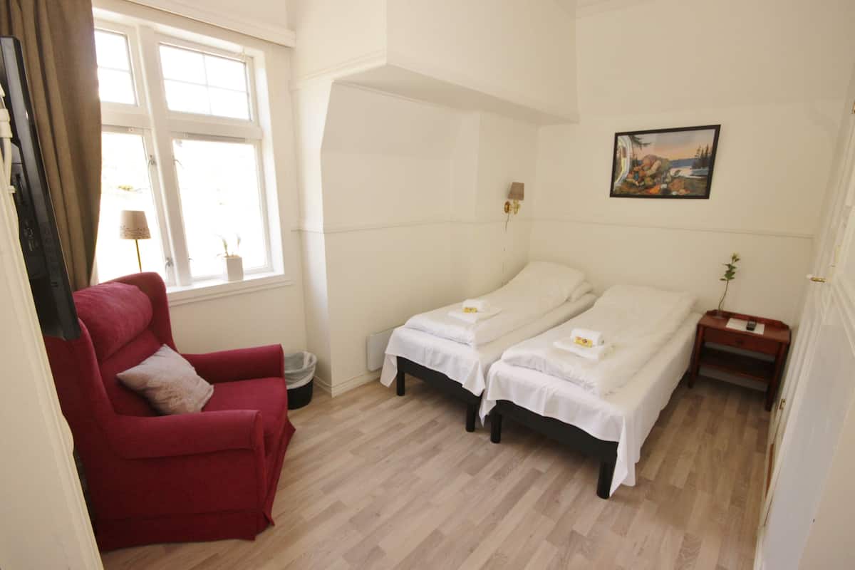 Double Room (mini)