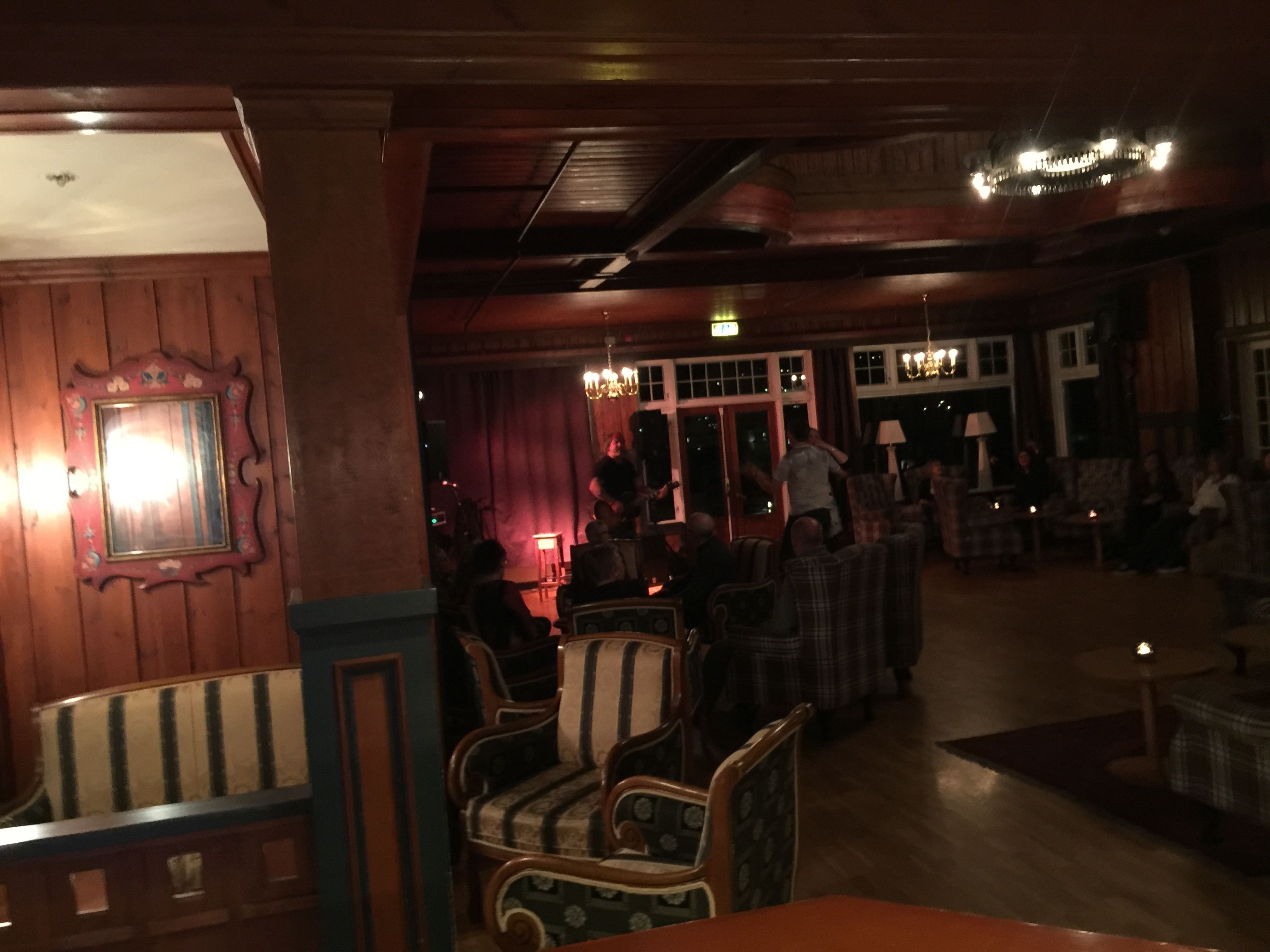 酒吧（店内）