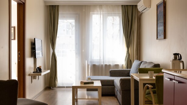 Sınıflandırılmamış resim, 36 üzerinden 1, düğme