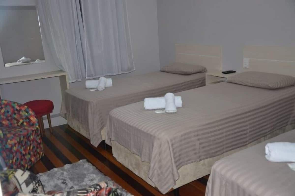 Quarto família | Wi-Fi de cortesia