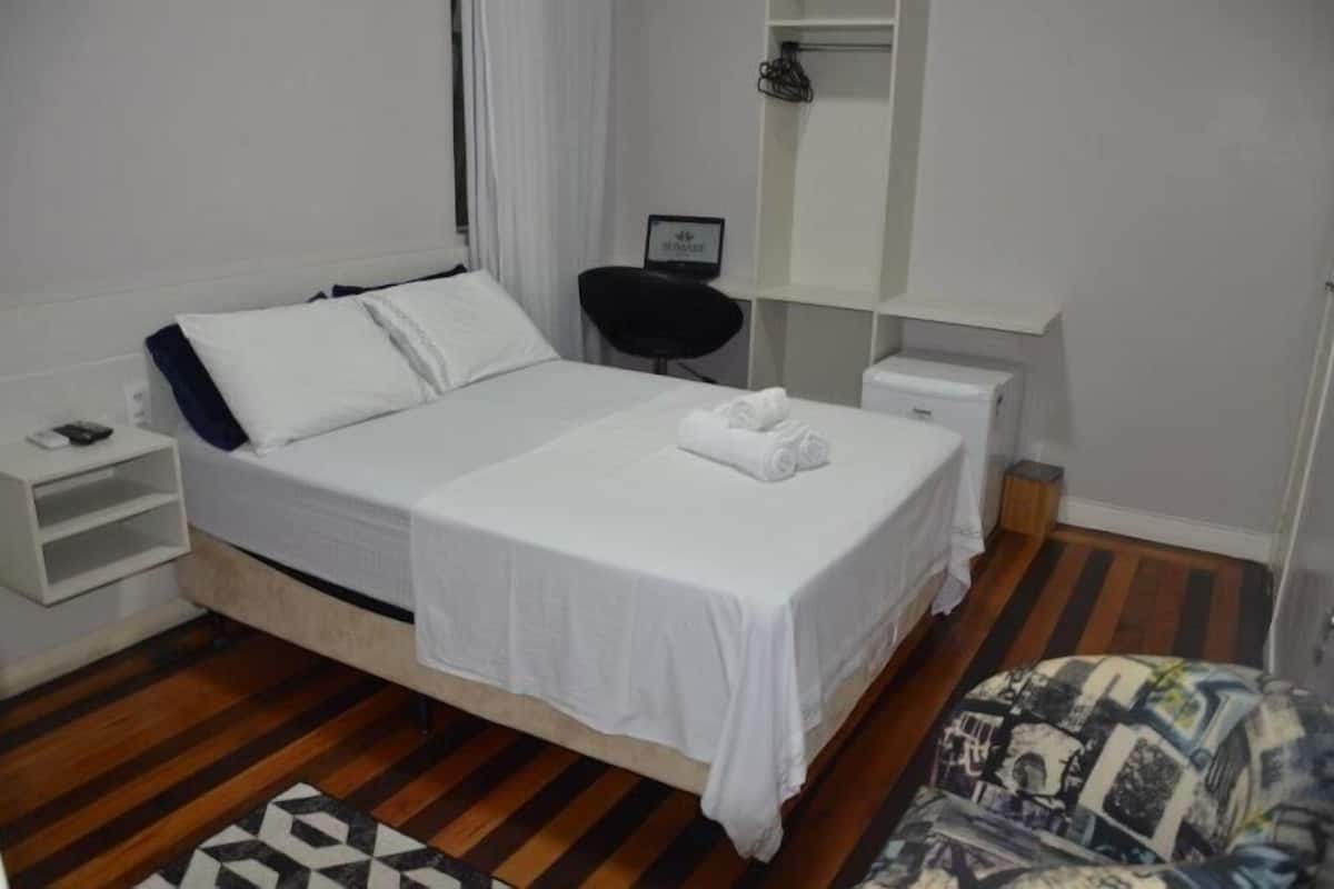 Quarto casal executivo | Wi-Fi de cortesia