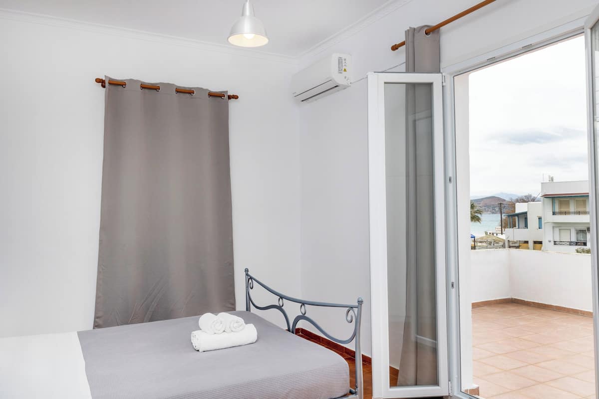 Family Apartment, 2 Bedrooms | 2 bedrooms, hypo-allergenic bedding, individually decorated