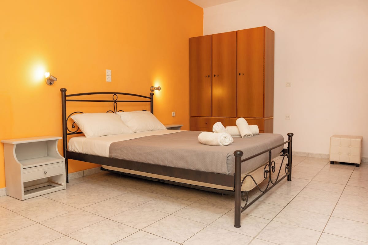 Apartment, 1 Bedroom | 2 bedrooms, hypo-allergenic bedding, individually decorated