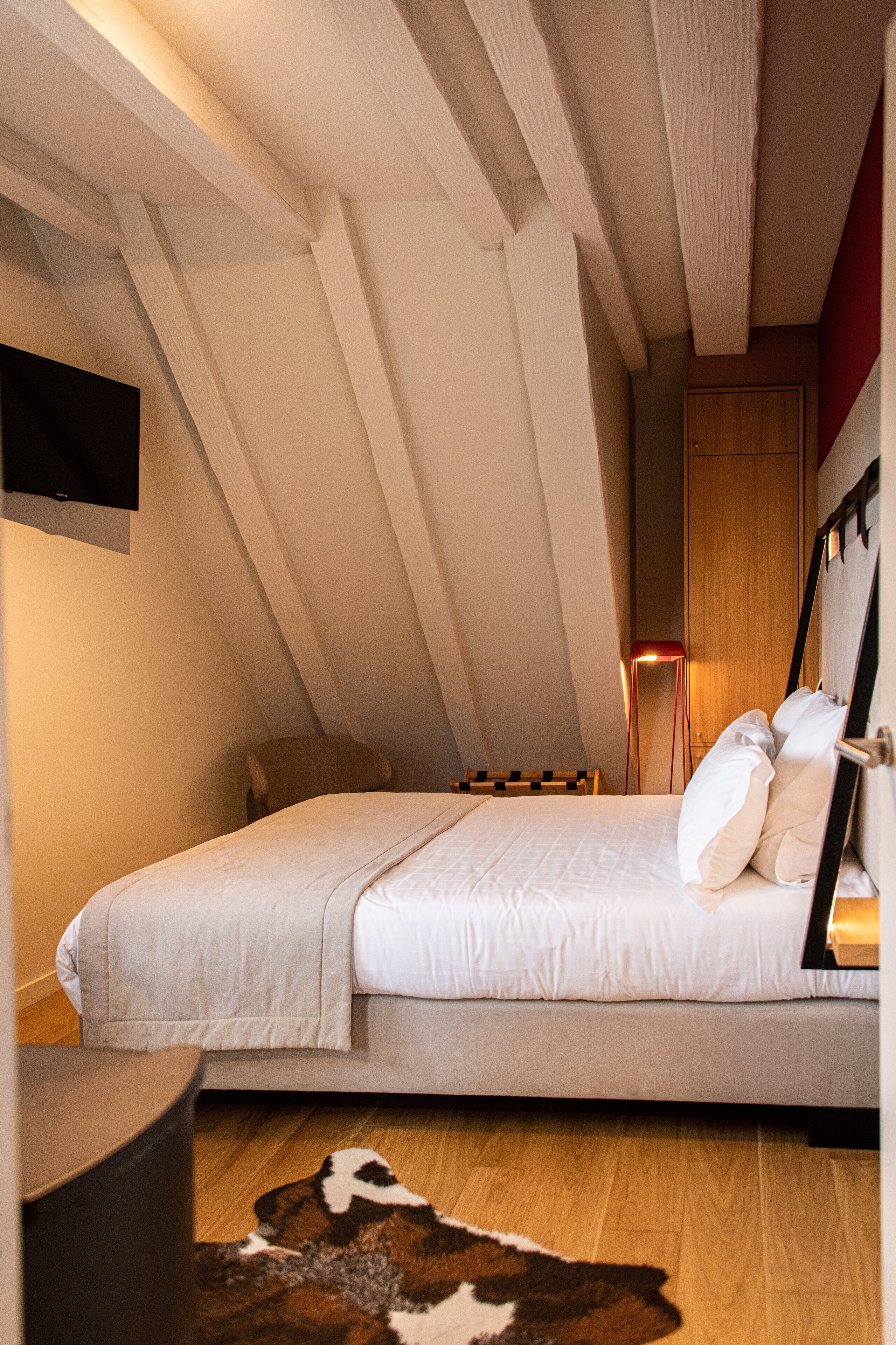 superior double room | premium bedding, minibar, in-room safe, desk