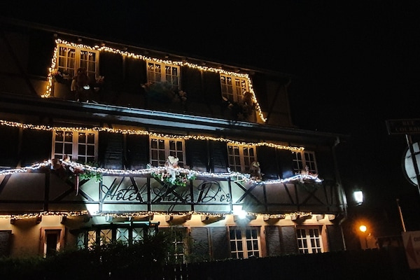 Front of property - evening/night