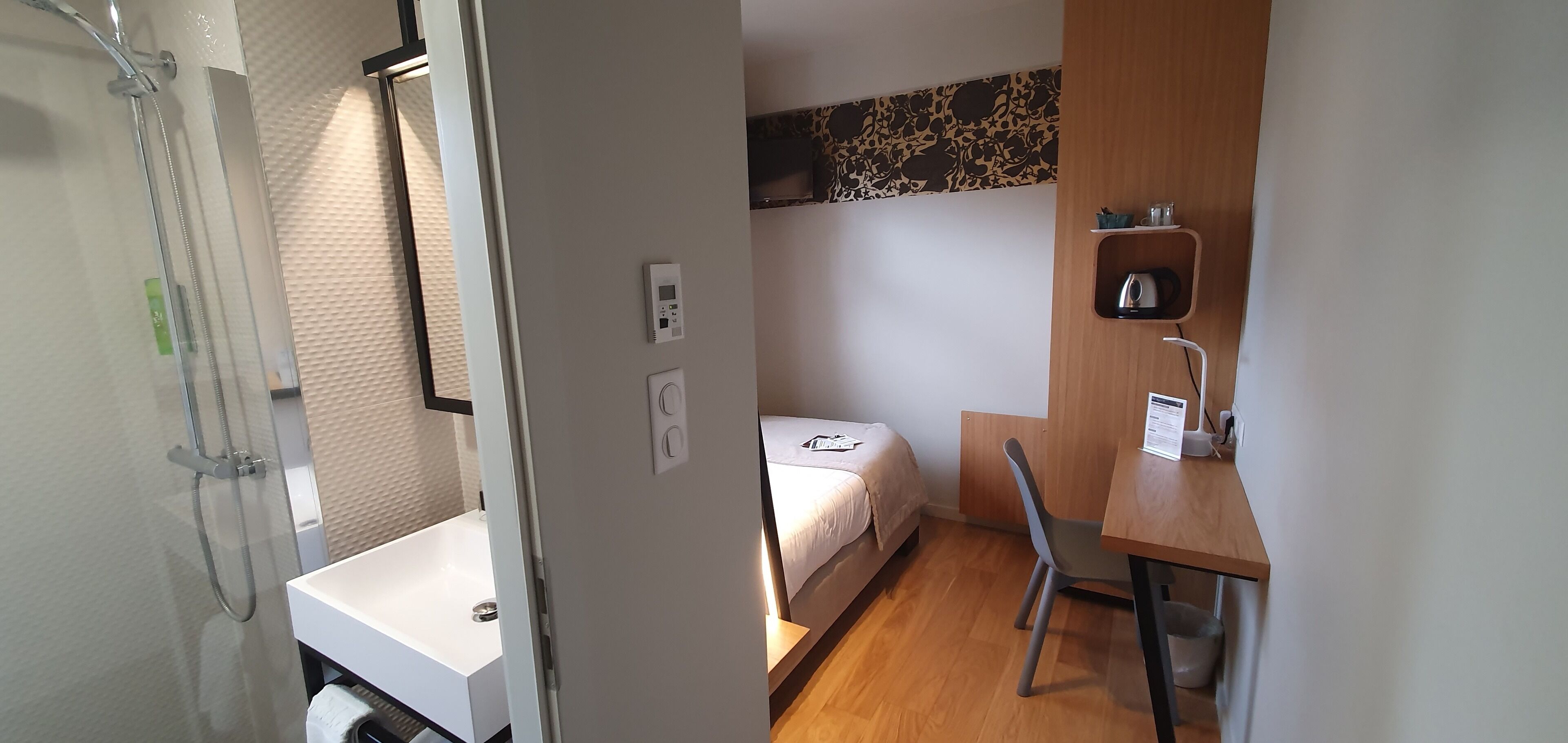 comfort single room | premium bedding, minibar, in-room safe, desk