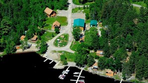 Property grounds - White Iron Beach Resort (Ely)