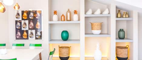 Sengetøy av topp kvalitet, minibar, safe på rommet og lydisolert