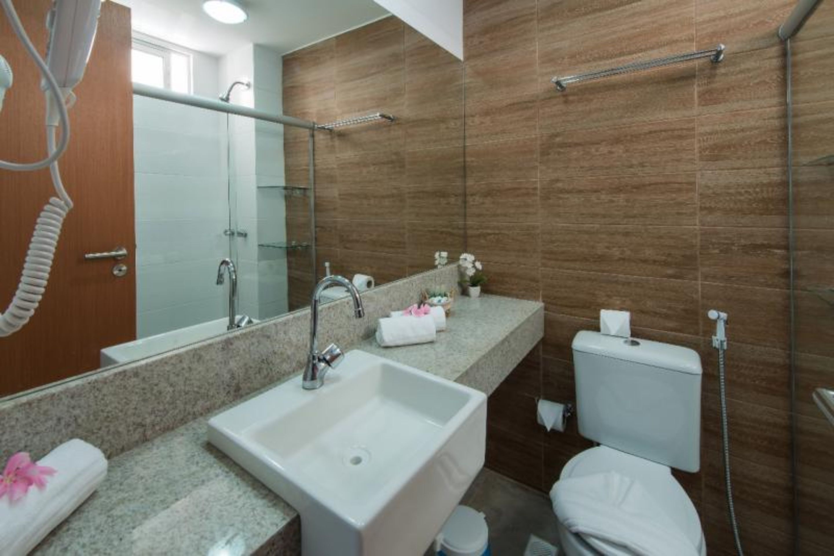 family quadruple room, 1 bedroom | bathroom | shower, free toiletries, hair dryer, towels