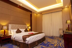 Deluxe Room | Bathroom | Free toiletries, hair dryer, bathrobes, slippers - Seven Garden AL wadi (Riyadh)
