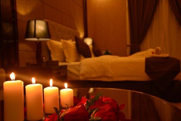 Deluxe Room (Super) | Minibar, in-room safe, desk, soundproofing