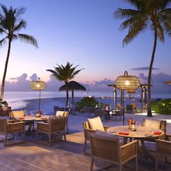 6 restaurants, breakfast, lunch, dinner served; international cuisine
