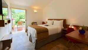 Deluxe Room | Premium bedding, minibar, in-room safe, desk - Pouso Alforria (Tiradentes)
