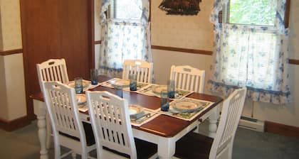 Schöne, Abgeschieden Sommer-Satz Cottage, Schlafen 10 in der Nähe von allen Sehenswürdigkeiten