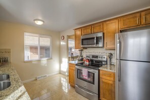 Fridge, microwave, oven, stovetop - Beautiful home, easy access to everything! (Denver)