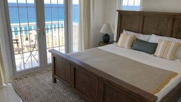 2 makuuhuonetta, silitysrauta/-lauta, vauvan matkasänky, Wi-Fi