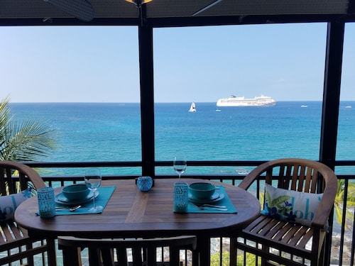 **AWESOME 7TH FLOOR PENTHOUSE CONDO - OCEAN, SUNRISE & SUNSET VIEWS** 