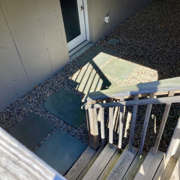 Exterior detail - Modern home, great quiet location w/saltwater pool & hot tub! (Provincetown)