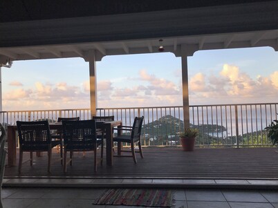 Charming 2 Bedroom /2.5 Bath Villa With Beautiful Views!